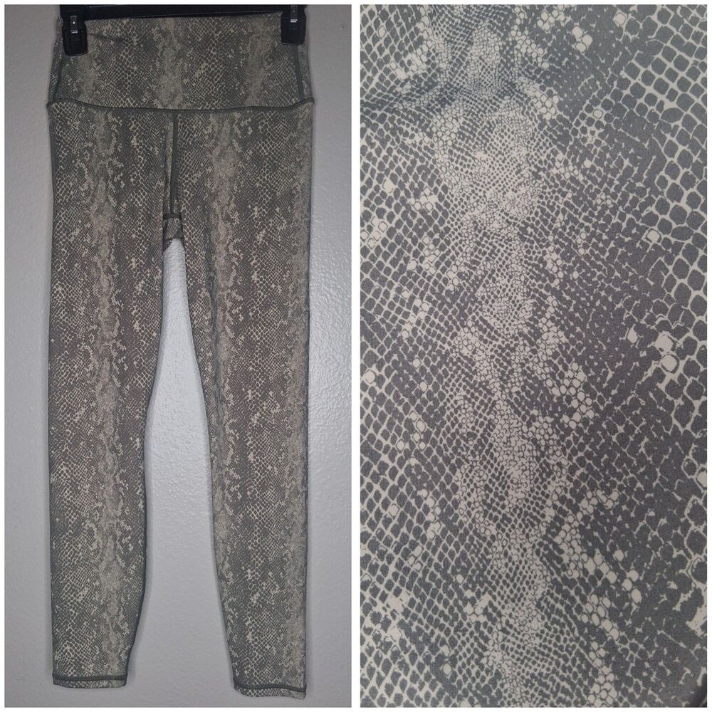 Varley Multicolor Snake Animal Print Leggings Nylon Blend Size Small Inseam 24"